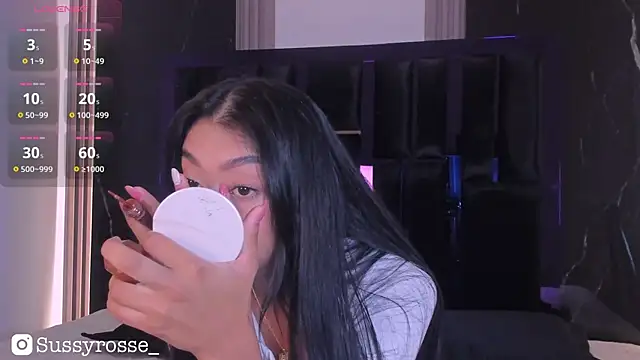 Snapshot of Sussyrosse_ chatting on September 2025 09:03:01 PM Sussyrosse online show from September 2025 09:03:01 PM