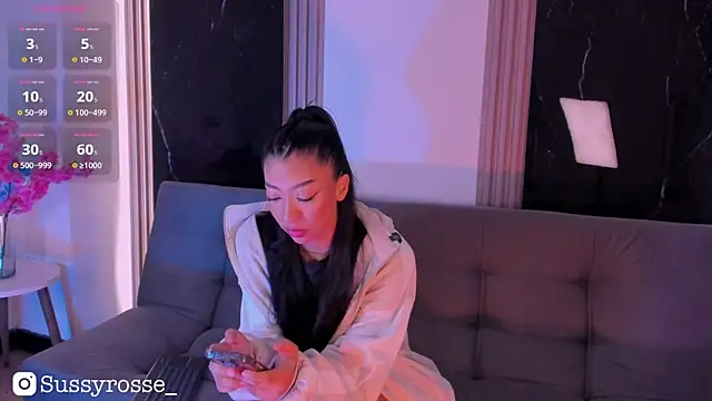 Snapshot of Sussyrosse_ chatting on January 2026 10:33:02 PM Sussyrosse online show from January 2026 10:33:02 PM