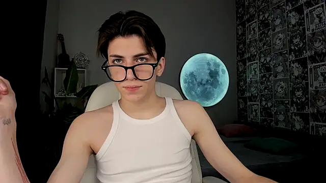 Oliver Starboy online show from September 2025 07:19:01 AM
