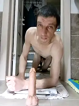 Snapshot of N_i_k_o_l_a_u chatting on February 2026 06:58:01 AM N i k o l a u online show from February 2026 06:58:01 AM