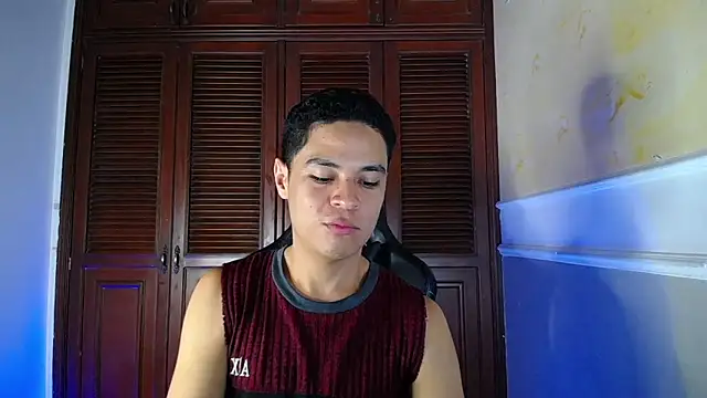 Snapshot of edy_play chatting on September 2025 02:14:01 AM edy play online show from September 2025 02:14:01 AM