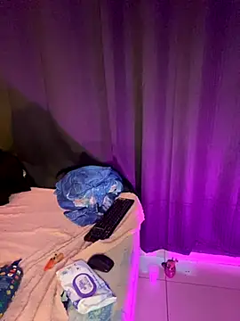 Snapshot of Lady_Dirty444 chatting on October 2025 06:52:02 PM Lady Dirty444 online show from October 2025 06:52:02 PM