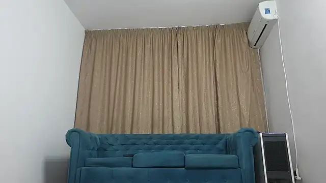 Snapshot of BLOND_GOD chatting on June 2026 12:38:01 AM BLOND GOD online show from June 2026 12:38:01 AM