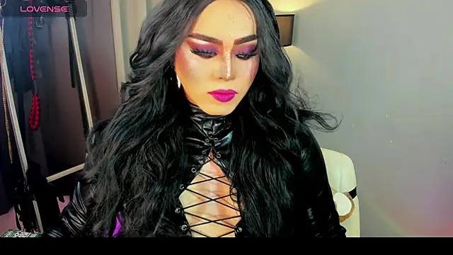 Snapshot of MagnaCumLoader17 chatting on September 2025 07:38:01 PM MagnaCumLoader17 online show from September 2025 07:38:01 PM