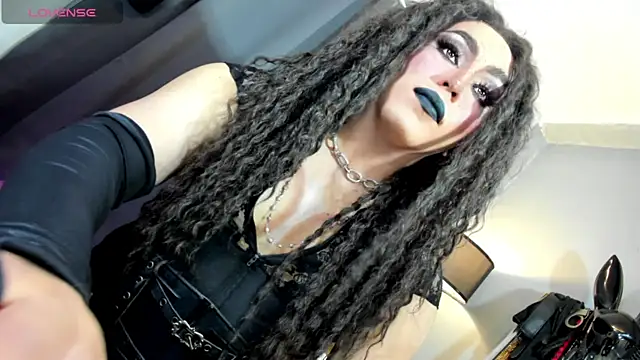 Snapshot of MagnaCumLoader17 chatting on October 2025 12:33:02 AM MagnaCumLoader17 online show from October 2025 12:33:02 AM