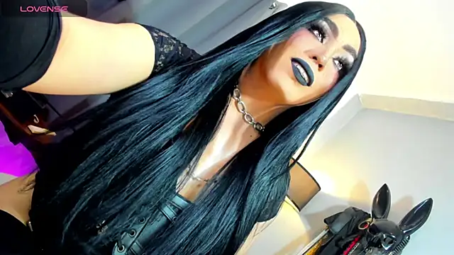 Snapshot of MagnaCumLoader17 chatting on October 2025 11:18:02 PM MagnaCumLoader17 online show from October 2025 11:18:02 PM