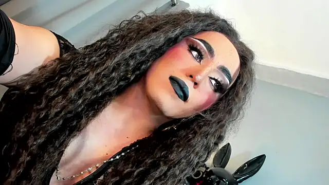 Snapshot of MagnaCumLoader17 chatting on December 2025 10:08:02 PM MagnaCumLoader17 online show from December 2025 10:08:02 PM