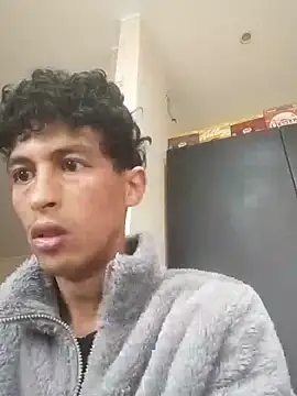 lusiboy96 online show from October 2025 07:36:02 AM