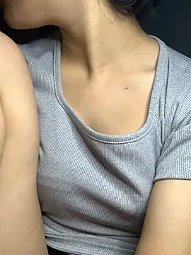 Snapshot of Nguyenha11 chatting on September 2025 07:46:02 AM Nguyenha11 online show from September 2025 07:46:02 AM