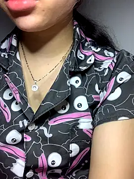 Snapshot of Nguyenha11 chatting on November 2025 10:23:01 AM Nguyenha11 online show from November 2025 10:23:01 AM