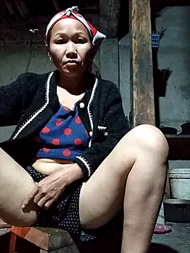 Snapshot of TinTin321 chatting on November 2025 11:04:02 PM TinTin321 online show from November 2025 11:04:02 PM