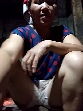 Snapshot of TinTin321 chatting on November 2025 11:22:01 AM TinTin321 online show from November 2025 11:22:01 AM