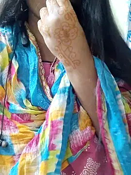 yelmaji91 online show from November 2025 11:14:01 AM