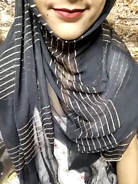 Snapshot of Indian-Aleena chatting on October 2025 04:35:02 PM Indian-Aleena online show from October 2025 04:35:02 PM