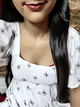 Snapshot of Indian-Aleena chatting on October 2025 08:17:02 PM Indian-Aleena online show from October 2025 08:17:02 PM