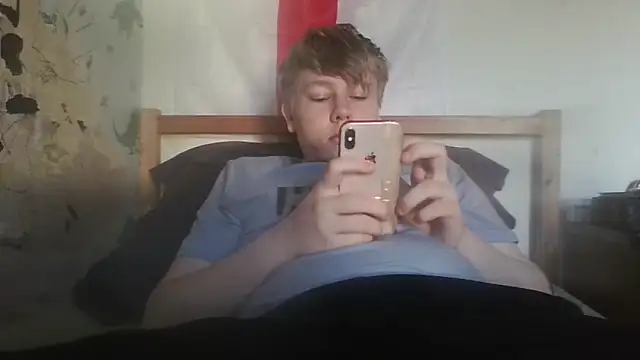 Snapshot of TomasCramp chatting on March 2026 10:09:02 AM TomasCramp online show from March 2026 10:09:02 AM