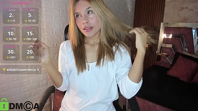 Snapshot of hot_cupid01 chatting on November 2025 11:18:02 AM hot cupid01 online show from November 2025 11:18:02 AM