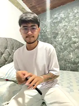 Snapshot of DanteRushh chatting on September 2025 08:24:01 PM DanteRushh online show from September 2025 08:24:01 PM