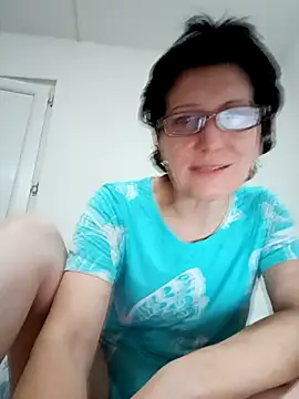 Vera Elle online show from October 2025 06:14:02 PM