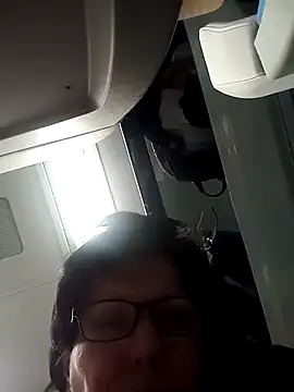 Vera Elle online show from March 2026 06:07:02 PM