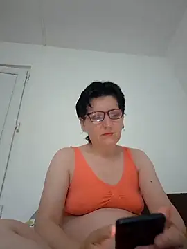 Snapshot of Vera_Elle chatting on May 2026 03:24:02 AM Vera Elle online show from May 2026 03:24:02 AM