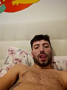 Snapshot of scopamiforte20cm chatting on September 2025 10:10:02 PM scopamiforte20cm online show from September 2025 10:10:02 PM