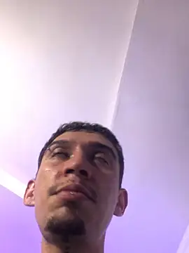 dominik thompson777 online show from November 2025 12:22:02 AM