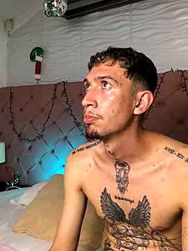 dominik thompson777 online show from November 2025 12:21:02 AM