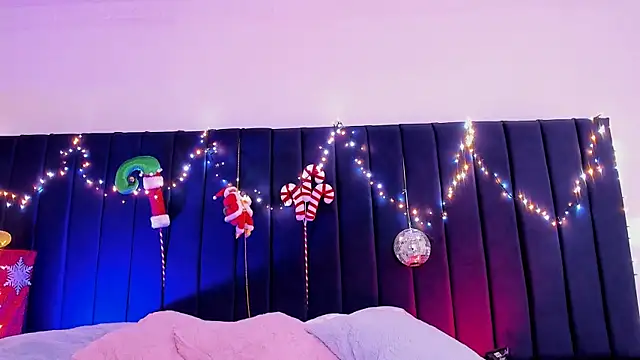 dominik thompson777 online show from November 2025 04:11:02 AM