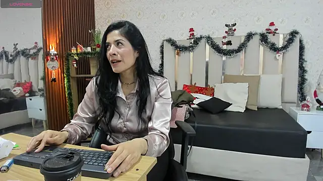 BLUE TAY1 online show from December 2025 12:00:01 PM