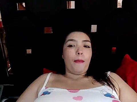 Snapshot of vegacristal88 chatting on November 2025 03:12:02 PM vegacristal88 online show from November 2025 03:12:02 PM