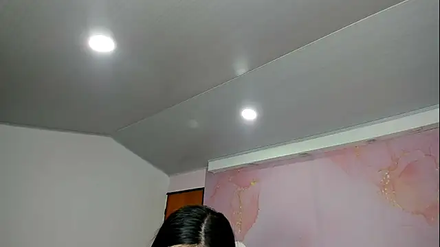 milk candy18 online show from October 2025 11:39:01 PM