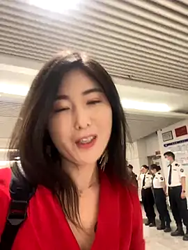 xtt1689999 online show from September 2025 12:32:01 AM