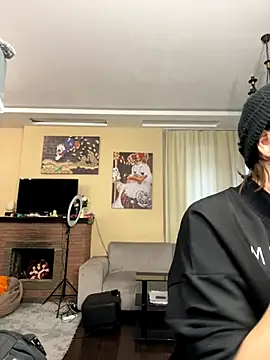 Miranda Kerry online show from November 2025 06:25:02 AM