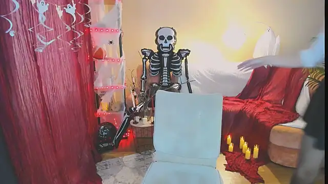 YourUniverser online show from October 2025 10:22:02 AM