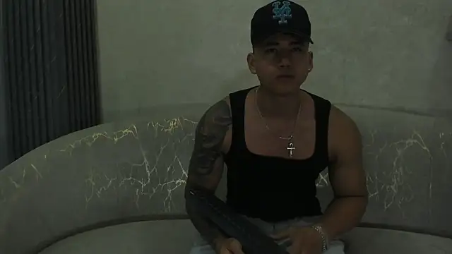 Snapshot of Draven_Marceaux chatting on June 2026 11:20:01 AM Draven Marceaux online show from June 2026 11:20:01 AM