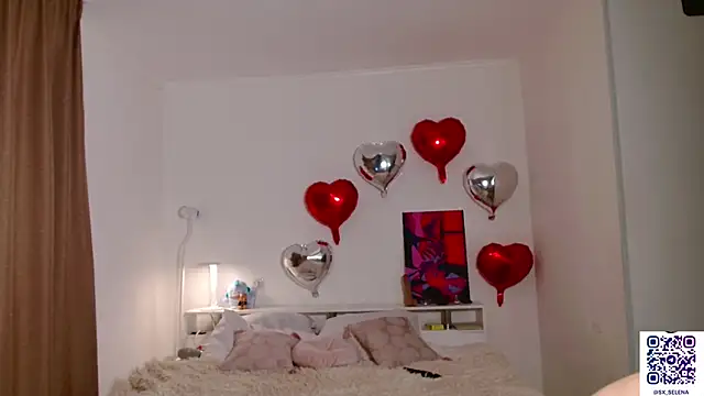 Snapshot of Ice_Strawberry chatting on February 2026 03:02:01 AM Ice Strawberry online show from February 2026 03:02:01 AM