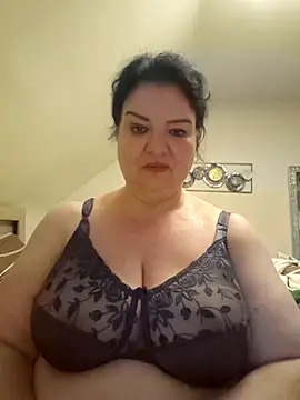 curvymilfxx990 online show from October 2025 06:51:01 PM