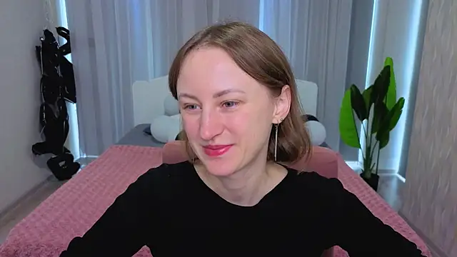 LuluChiiii online show from November 2025 10:47:02 AM