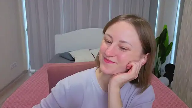 LuluChiiii online show from November 2025 10:48:02 AM