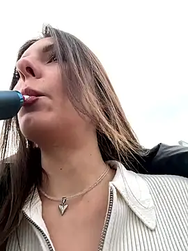 Snapshot of kittyCarrol chatting on September 2025 10:28:01 AM kittyCarrol online show from September 2025 10:28:01 AM