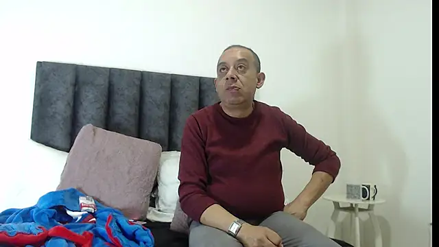 Snapshot of GabrielandAbigail chatting on November 2025 01:58:01 PM GabrielandAbigail online show from November 2025 01:58:01 PM