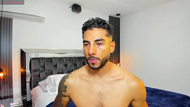 Snapshot of MARC_THOMPSON_ chatting on September 2025 11:48:01 PM MARC THOMPSON online show from September 2025 11:48:01 PM