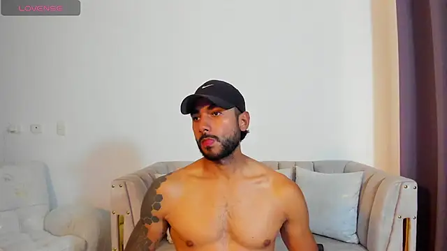 Snapshot of MARC_THOMPSON_ chatting on September 2025 03:59:02 PM MARC THOMPSON online show from September 2025 03:59:02 PM