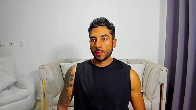 Snapshot of MARC_THOMPSON_ chatting on September 2025 11:48:01 AM MARC THOMPSON online show from September 2025 11:48:01 AM