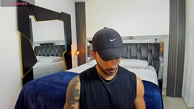 Snapshot of MARC_THOMPSON_ chatting on November 2025 11:37:02 PM MARC THOMPSON online show from November 2025 11:37:02 PM