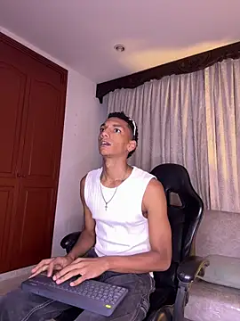 JulienSaint online show from March 2026 11:27:01 AM