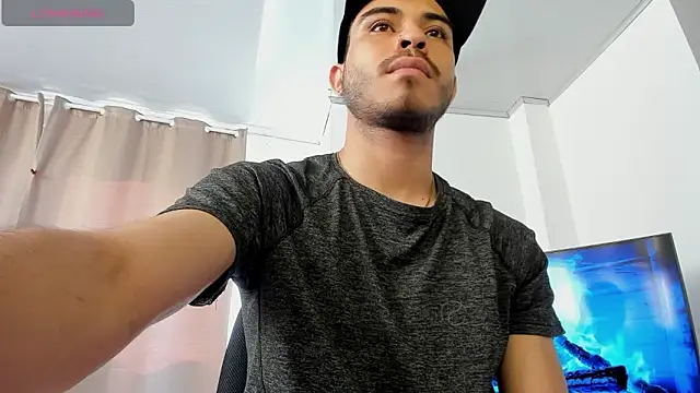 Bastian MCcormick online show from March 2026 01:40:02 PM