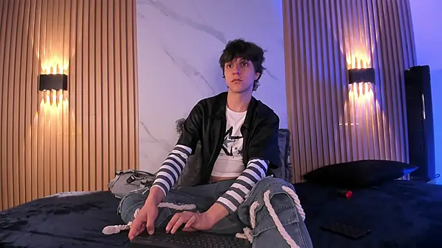 IM DAREN online show from December 2025 01:43:02 AM