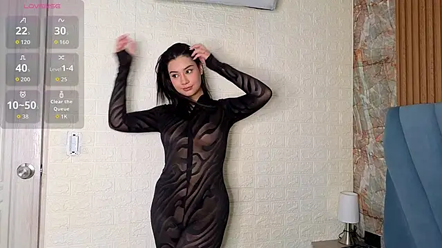 nathalia koch  online show from February 2026 09:11:01 PM